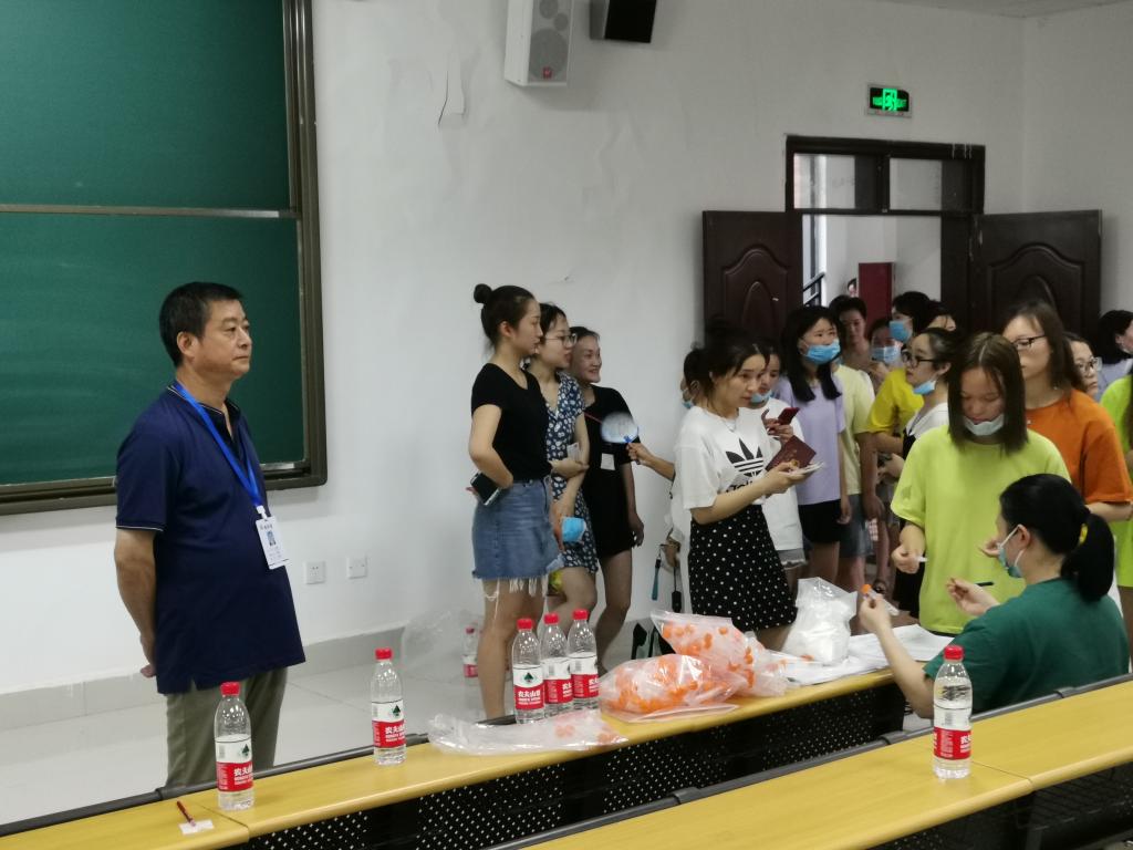 核酸檢測現場(chǎng)